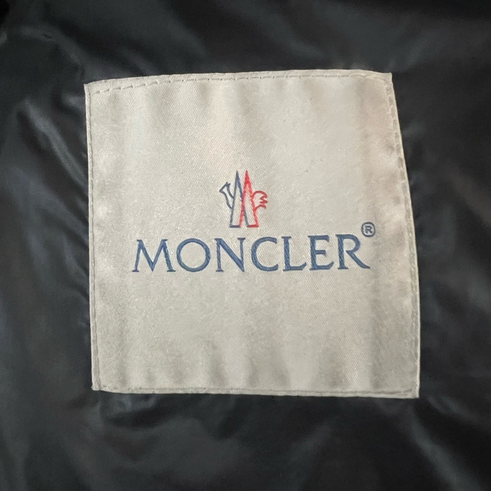 AUTHENTIC Moncler Liane Black Puffer Vest (Women) Large - Picture 4 of 7